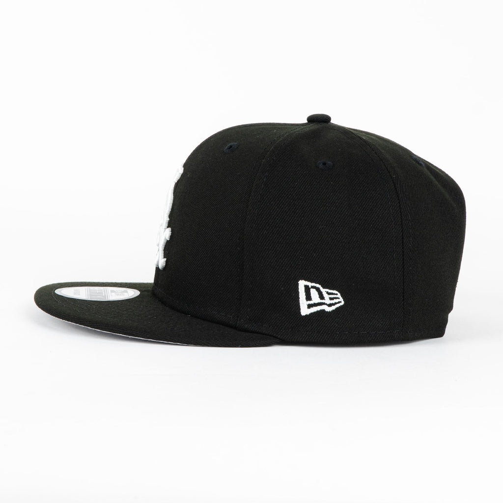 New Era White Sox Basic BLK/WHT Snapback